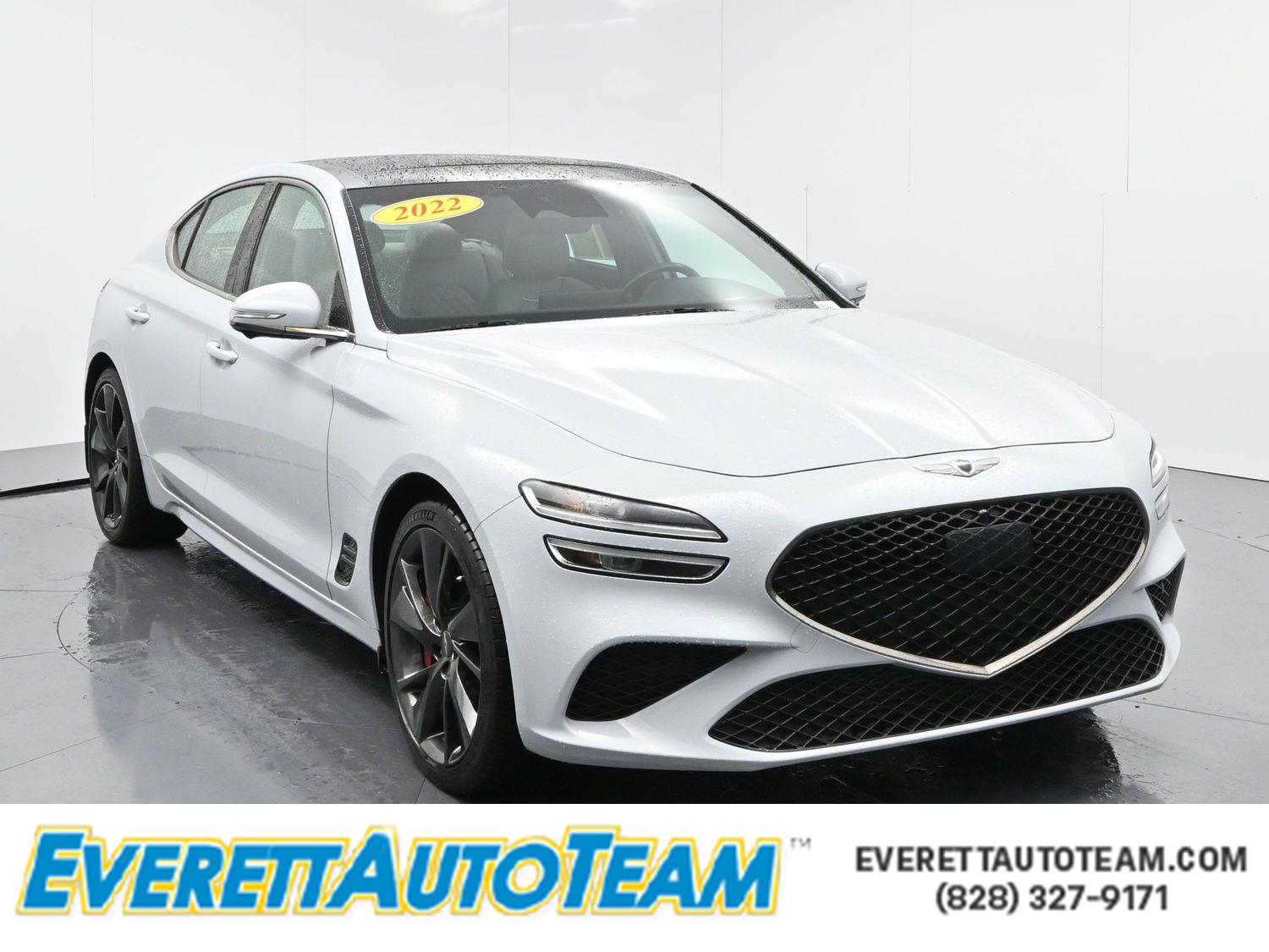 2022 GENESIS G70 Standard's photo