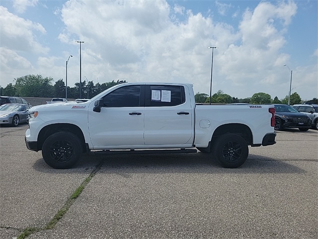2023 Chevrolet Silverado 1500 LT Trail Boss photo 2
