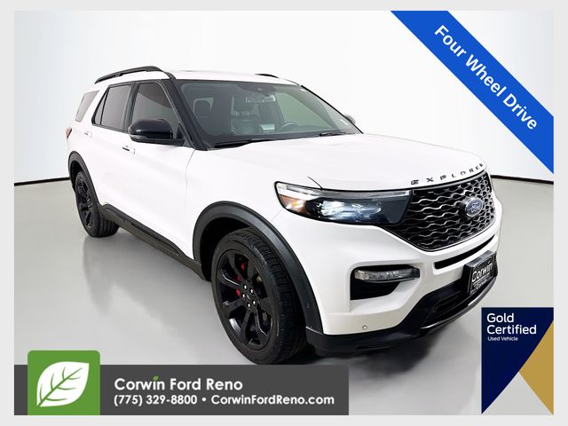 2022 Ford Explorer ST's photo