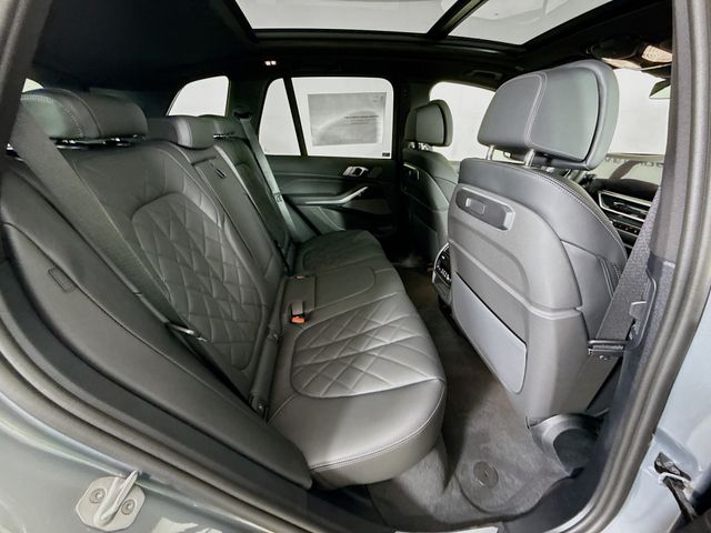2026 Bmw X5 xDrive50e photo 29