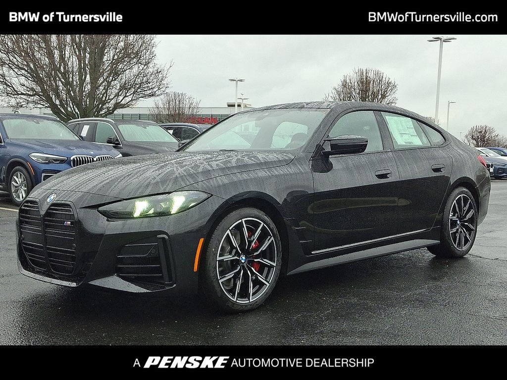 2026 BMW 4 Series M440i's photo