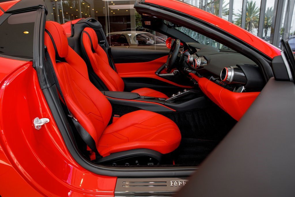 2022 Ferrari 812 GTS photo 30