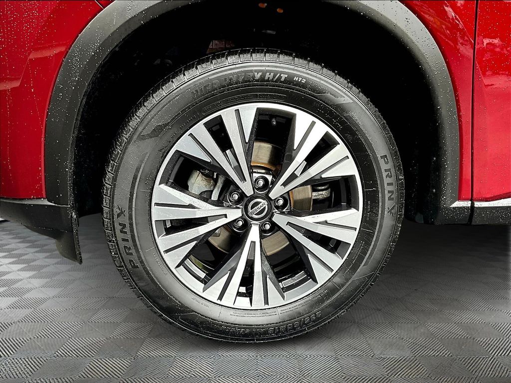 2021 Nissan Rogue SV photo 25