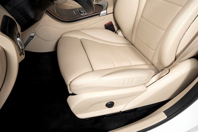 2022 Mercedes Benz GLC 300 4MATIC photo 18