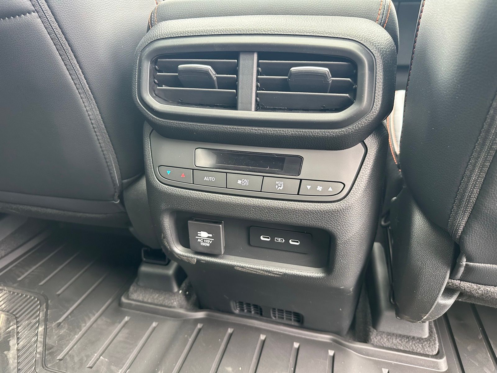 2025 Honda Pilot TrailSport photo 22