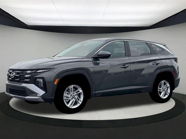 2026 Hyundai Tucson SE photo 2