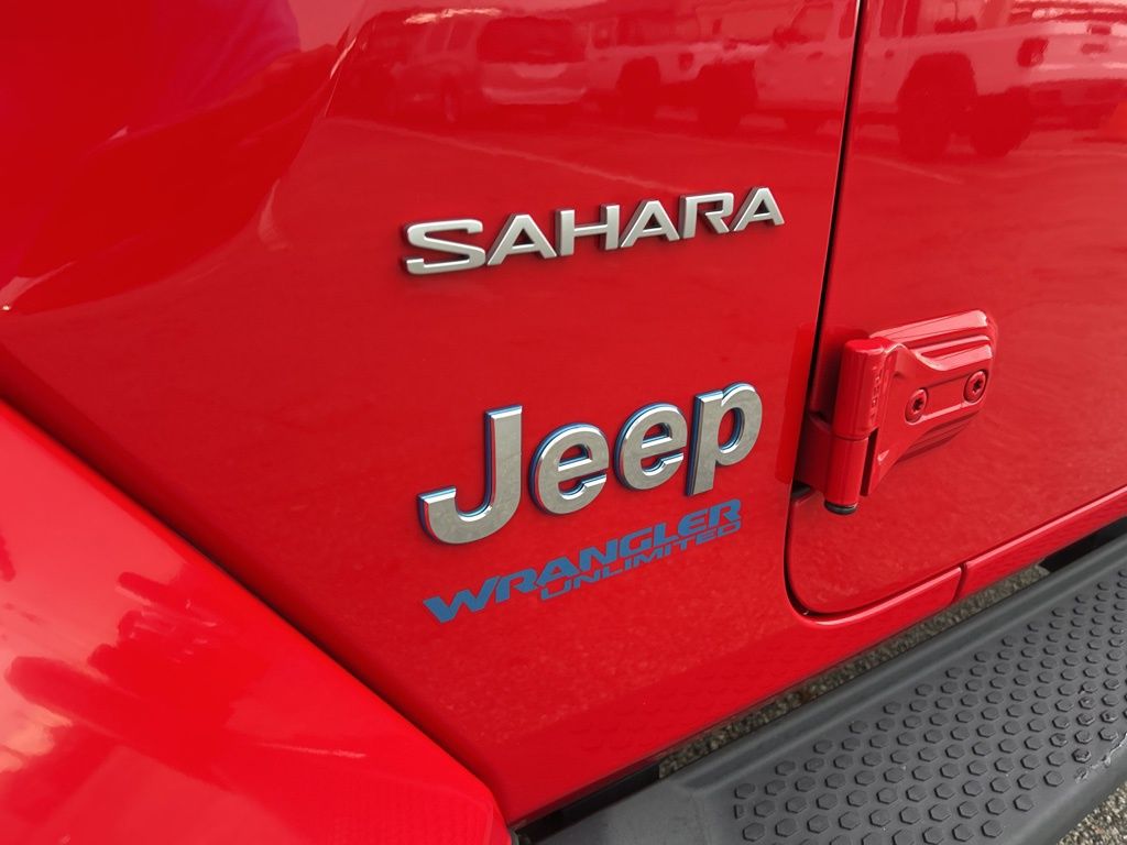 2021 Jeep Wrangler Unlimited Sahara High Altitude 4xe photo 18