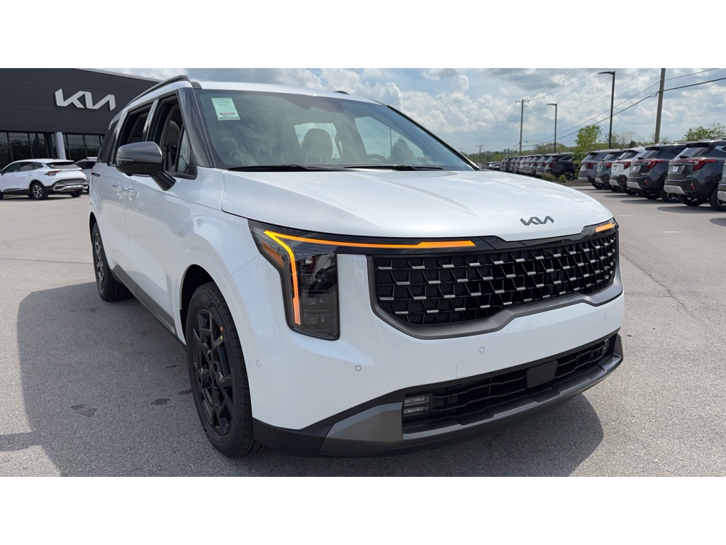 2025 Kia Carnival SX Prestige's photo