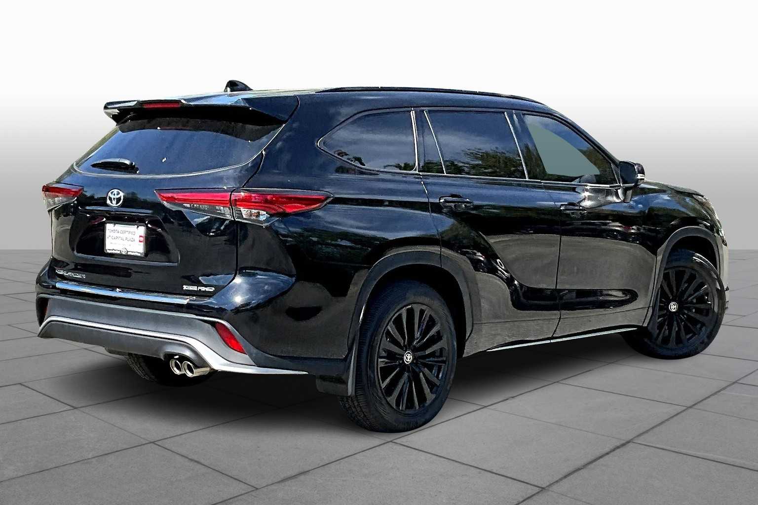 2023 Toyota Highlander XSE photo 12