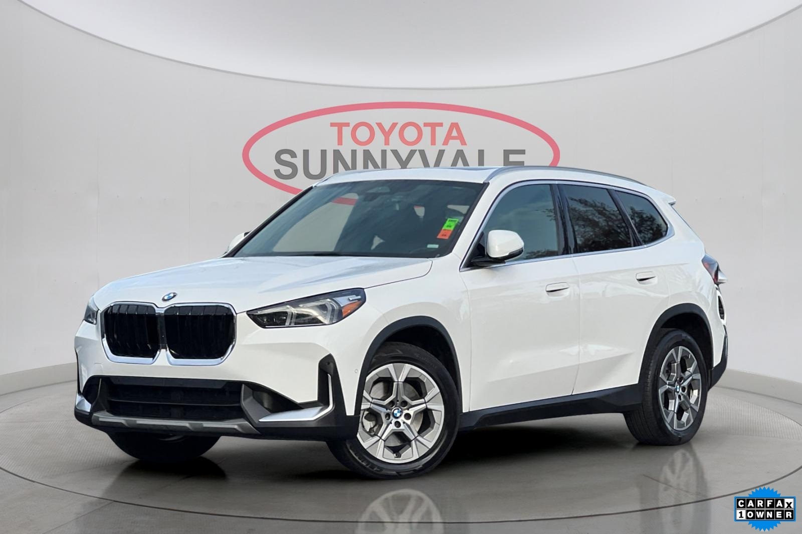 2023 BMW X1 28i's photo