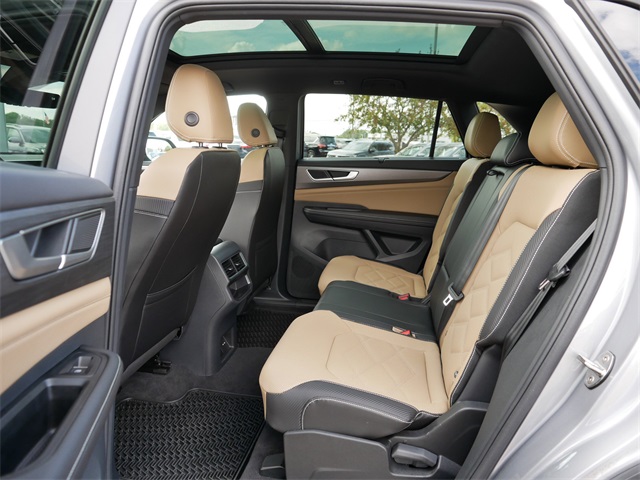 2024 Volkswagen Atlas Cross Sport SE Technology photo 16