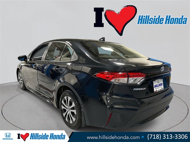 2022 Toyota Corolla Hybrid LE photo 4