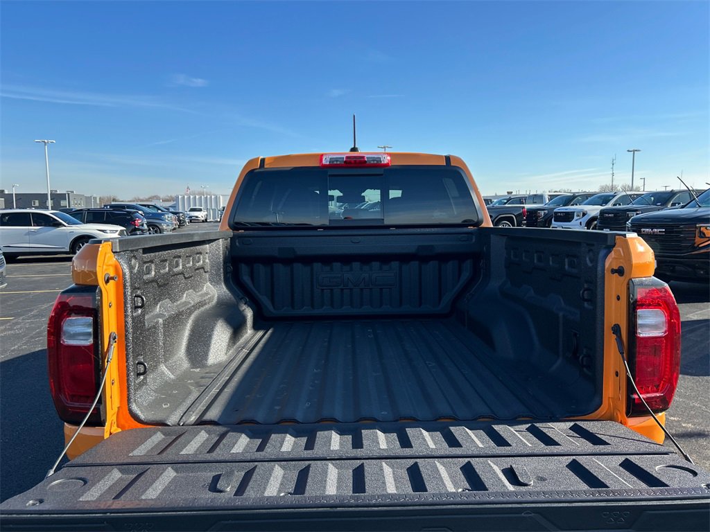 2026 GMC CANYON - Image 36