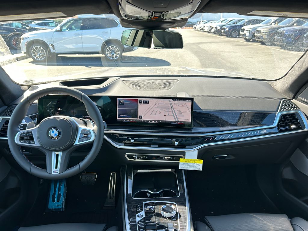 2026 Bmw X7 M60i photo 35