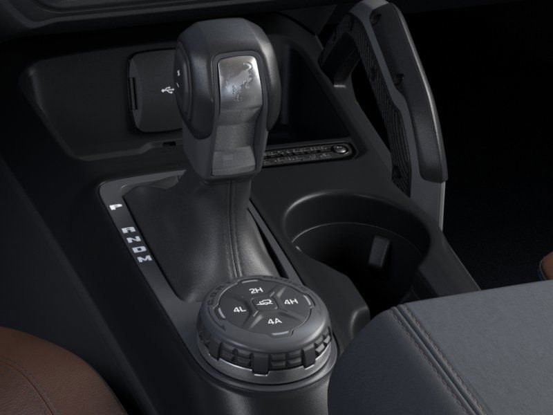 2024 Ford Bronco Outer Banks photo 16