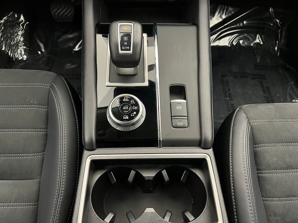 2024 Mitsubishi Outlander SE S-AWC photo 9