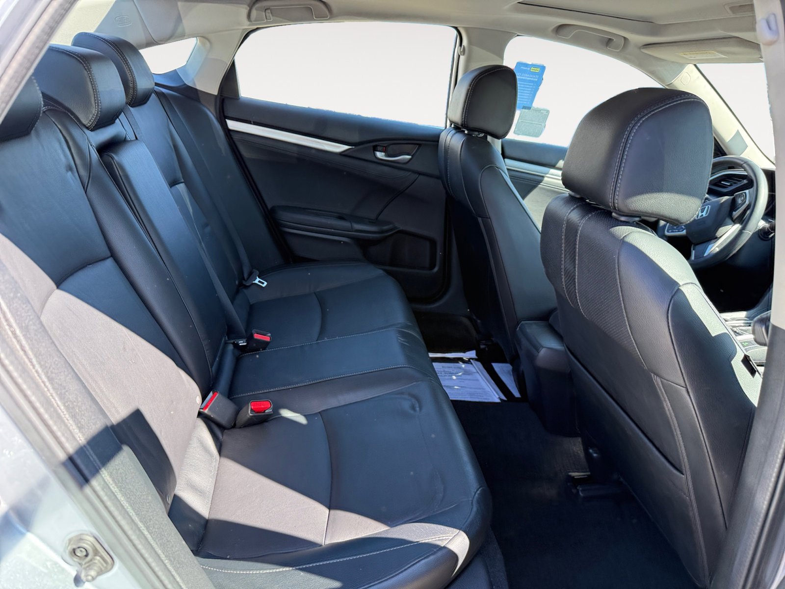 2018 Honda Civic EX-L photo 18