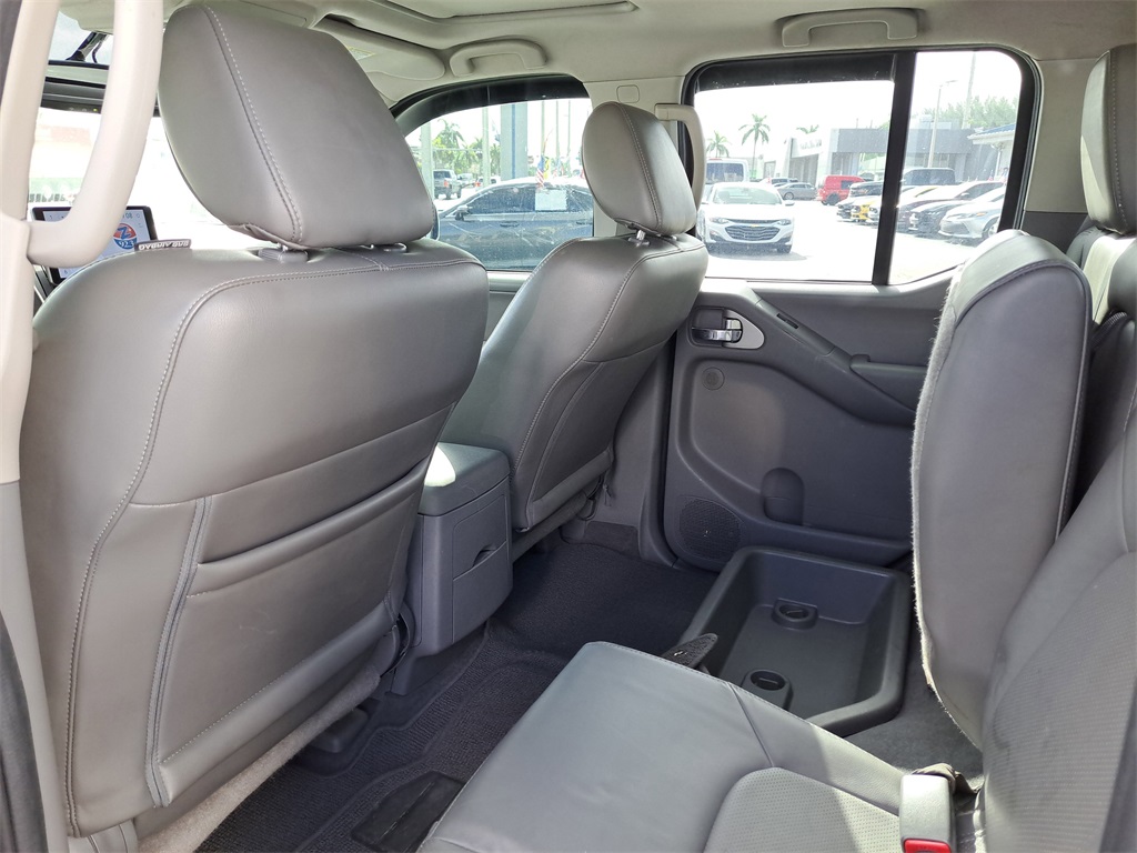 2019 Nissan Frontier SL photo 5