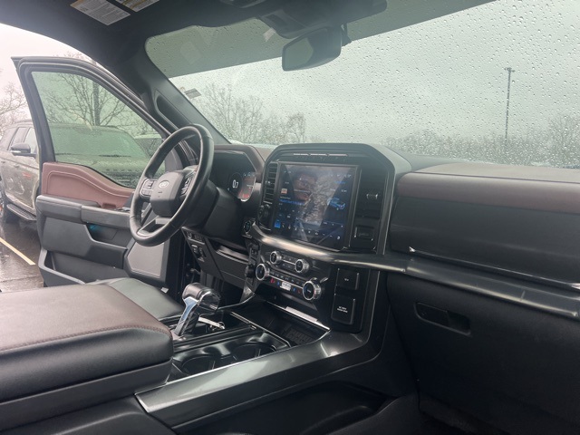 2023 Ford F-150 Lariat photo 3