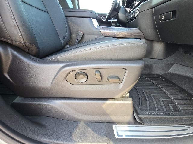 2024 Chevrolet Silverado 1500 LTZ photo 18