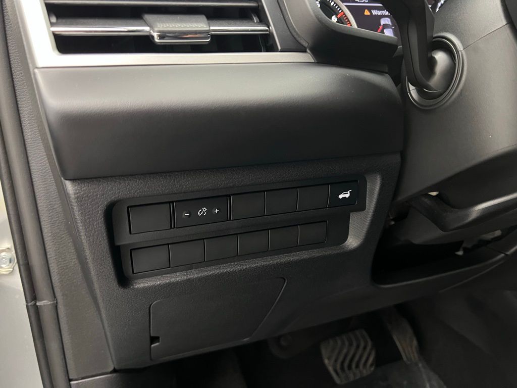 2024 Mitsubishi Outlander SE S-AWC photo 21