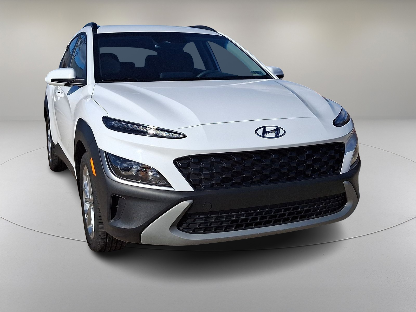 2023 Hyundai Kona SEL photo 2