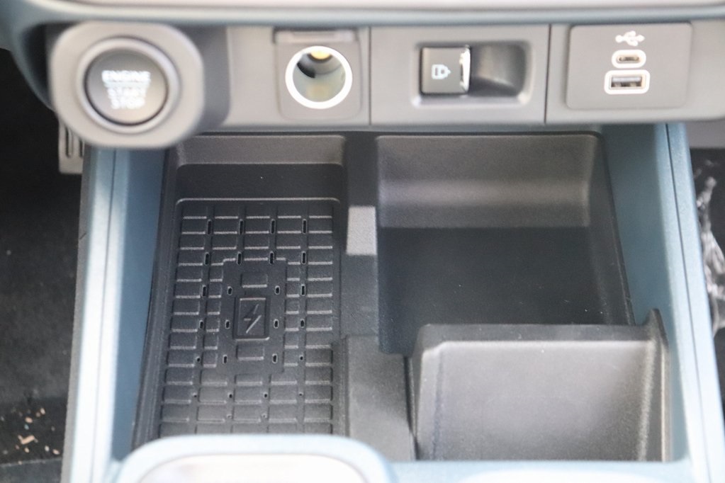 2025 Ford Maverick Lariat photo 17