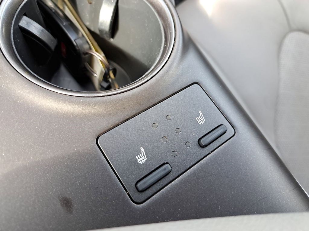 2022 Toyota Camry XSE photo 24