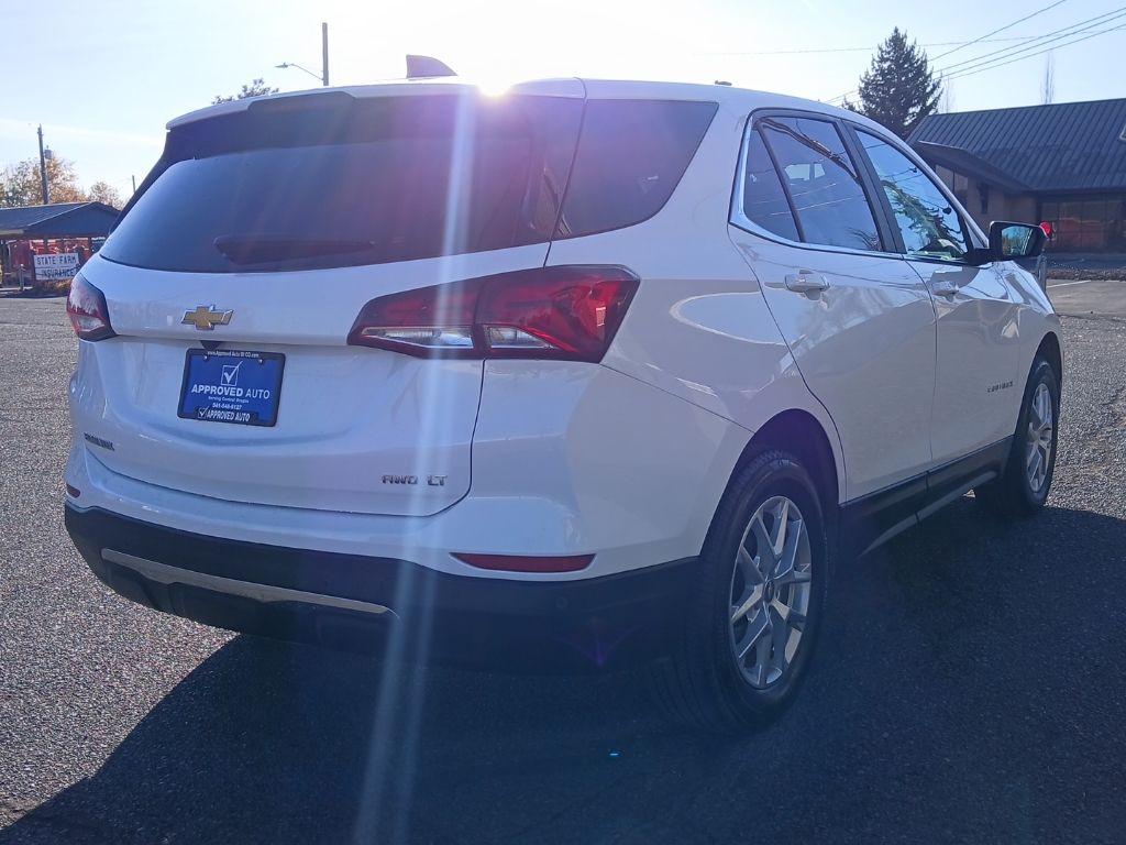 2024 Chevrolet Equinox LT photo 4