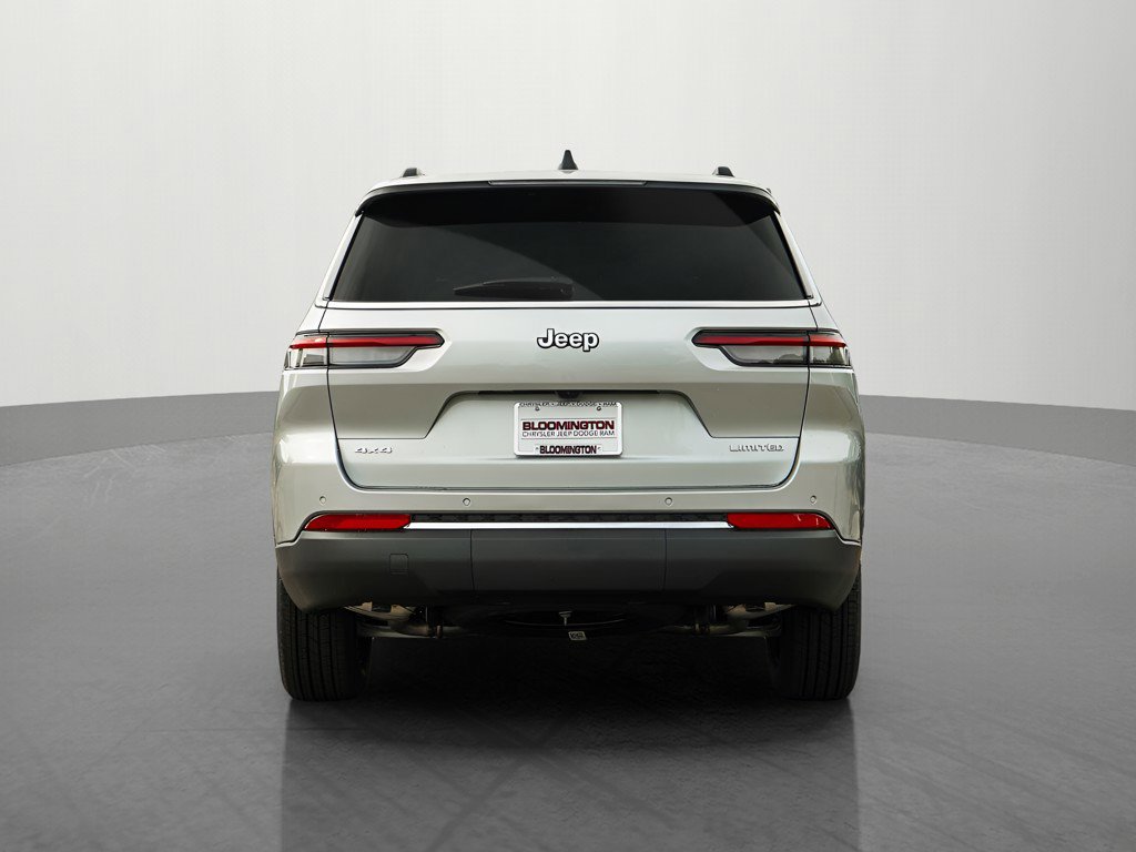2025 Jeep Grand Cherokee Limited photo 4
