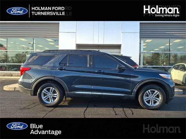 2023 Ford Explorer XLT's photo