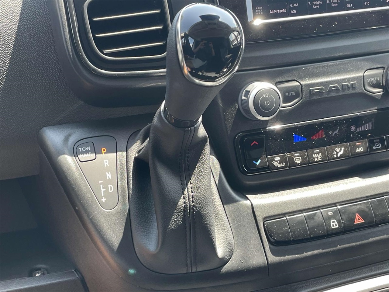 2025 Ram ProMaster 2500 photo 12