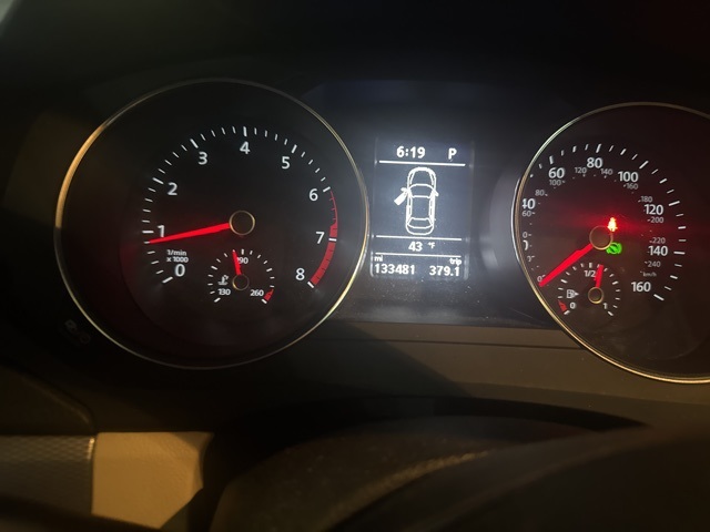 2017 Volkswagen Jetta SE's photo