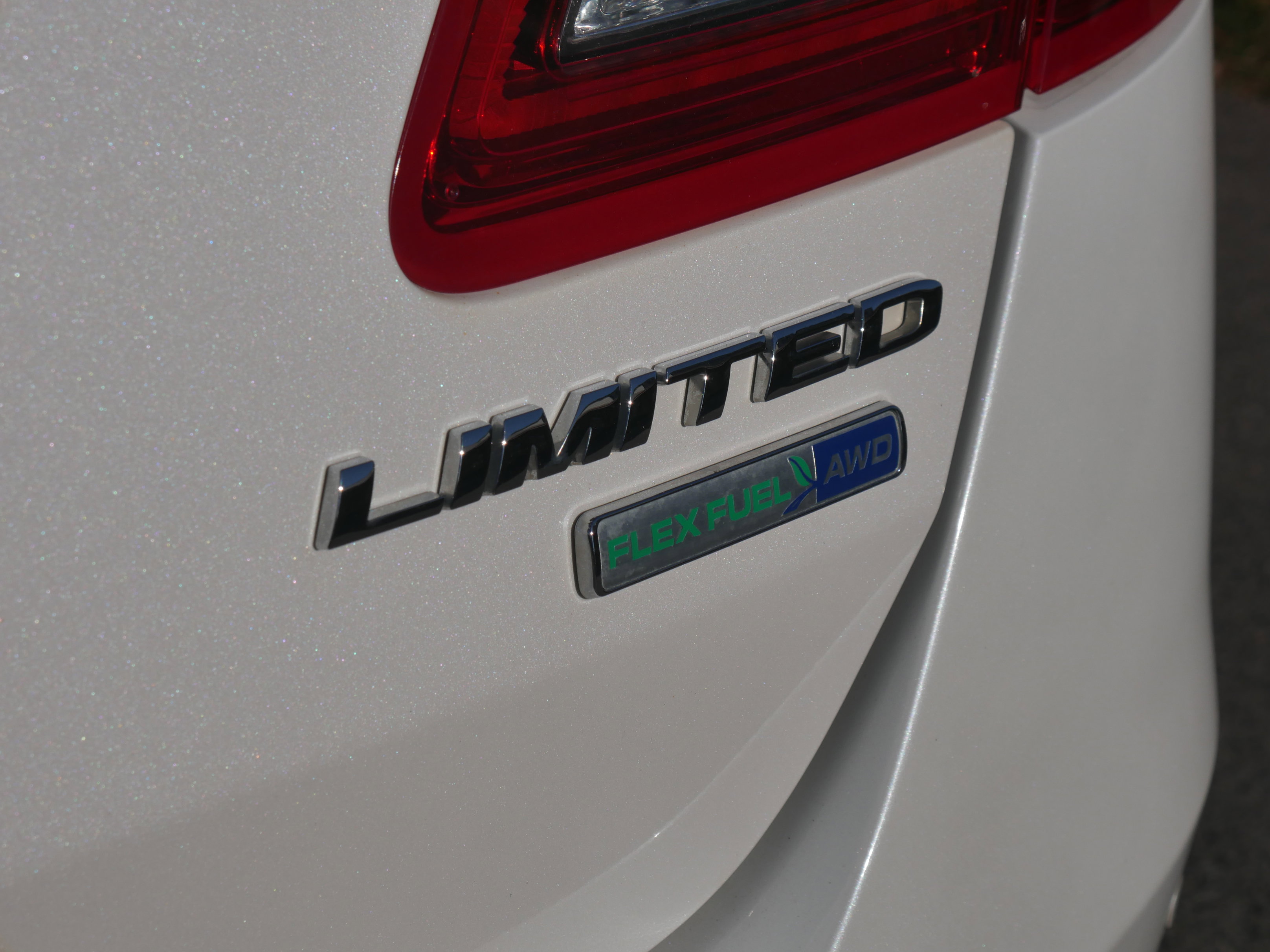 2016 Ford Taurus Limited photo 4