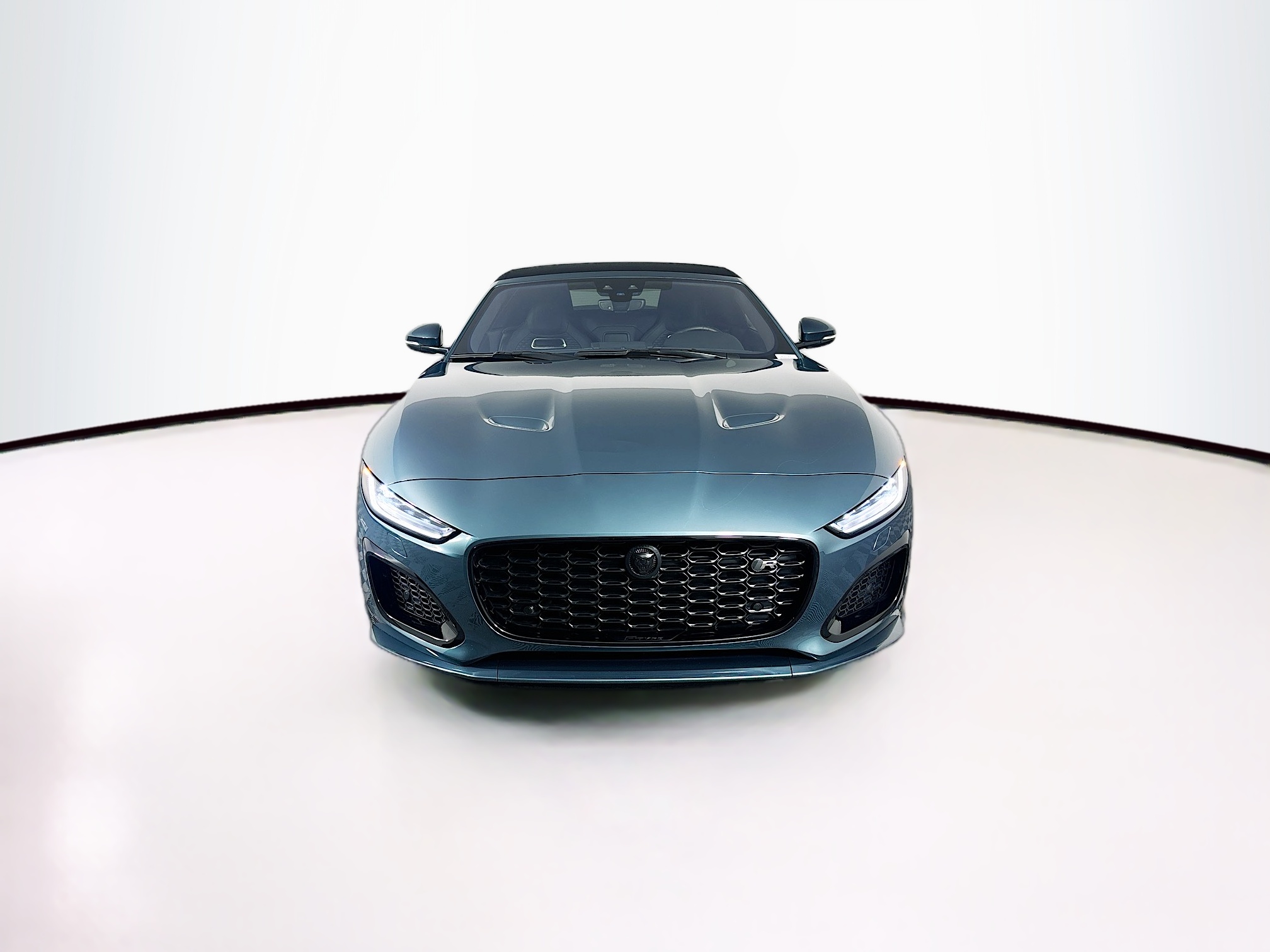 2024 Jaguar F-TYPE P575 R R75 photo 2