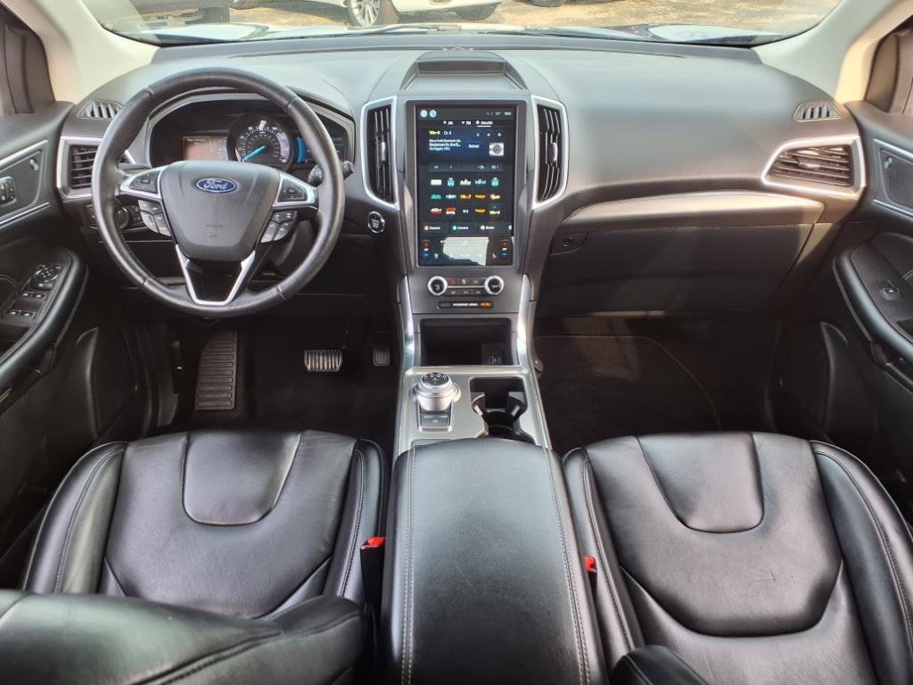 2022 Ford Edge Titanium photo 12