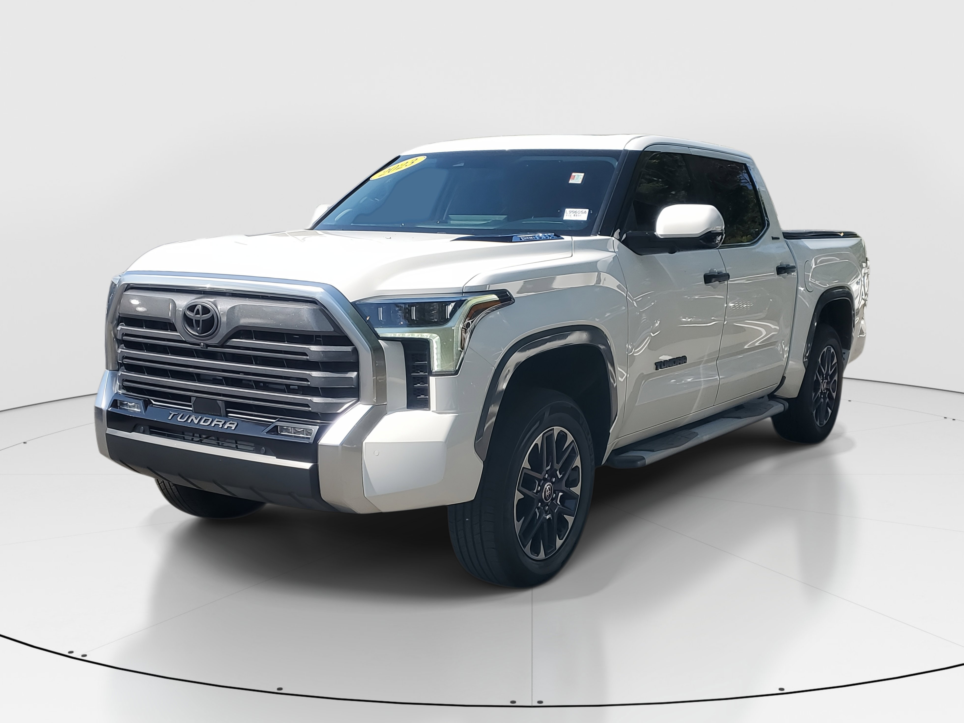 2023 Toyota Tundra Limited photo 4