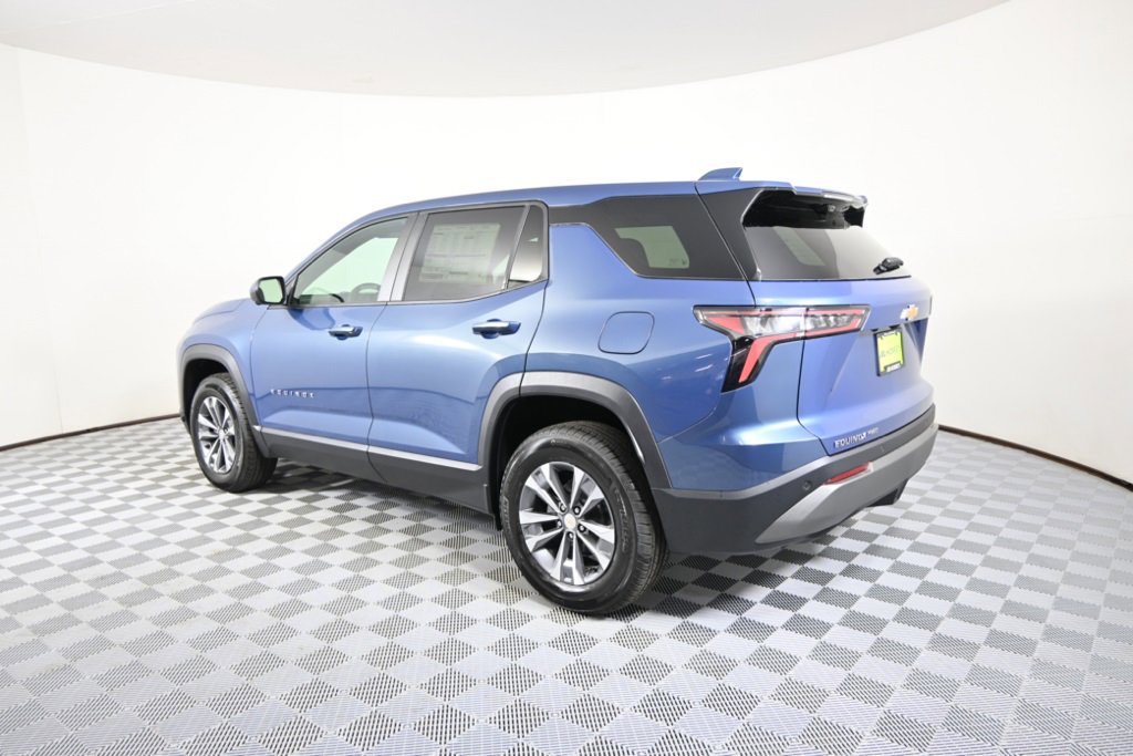 2026 Chevrolet Equinox LT photo 4