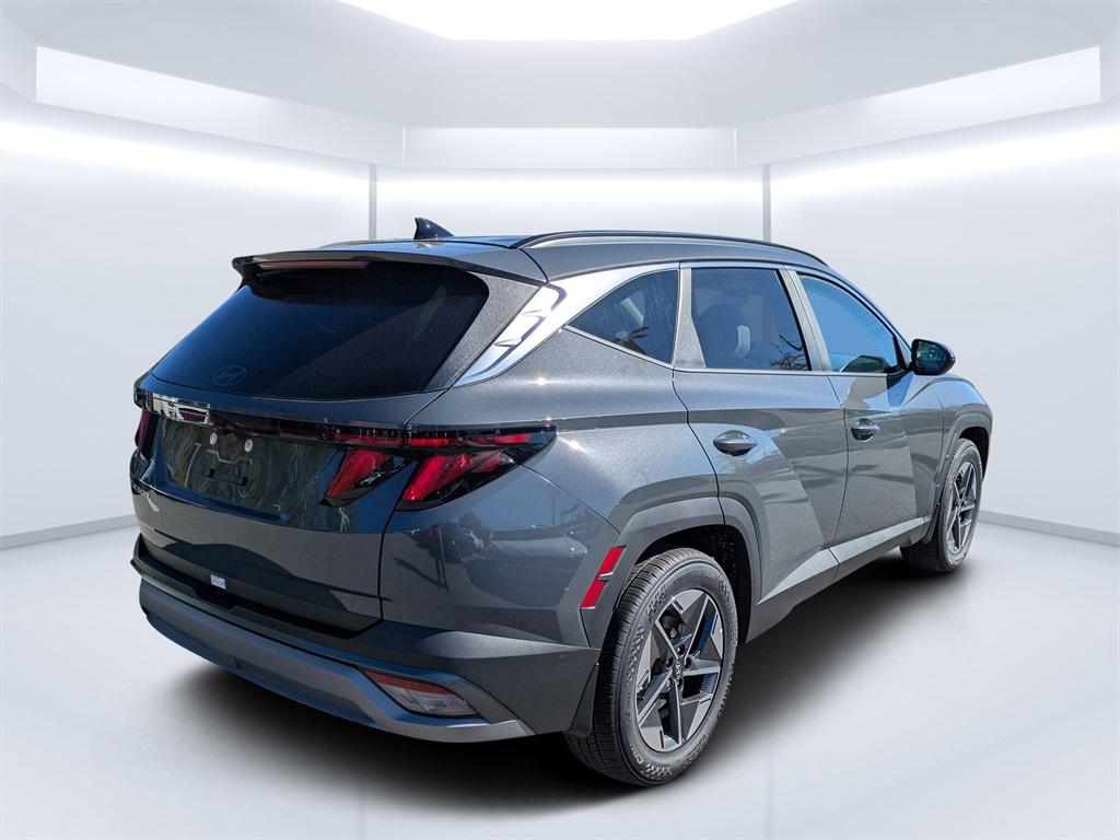 2026 Hyundai Tucson SEL photo 3