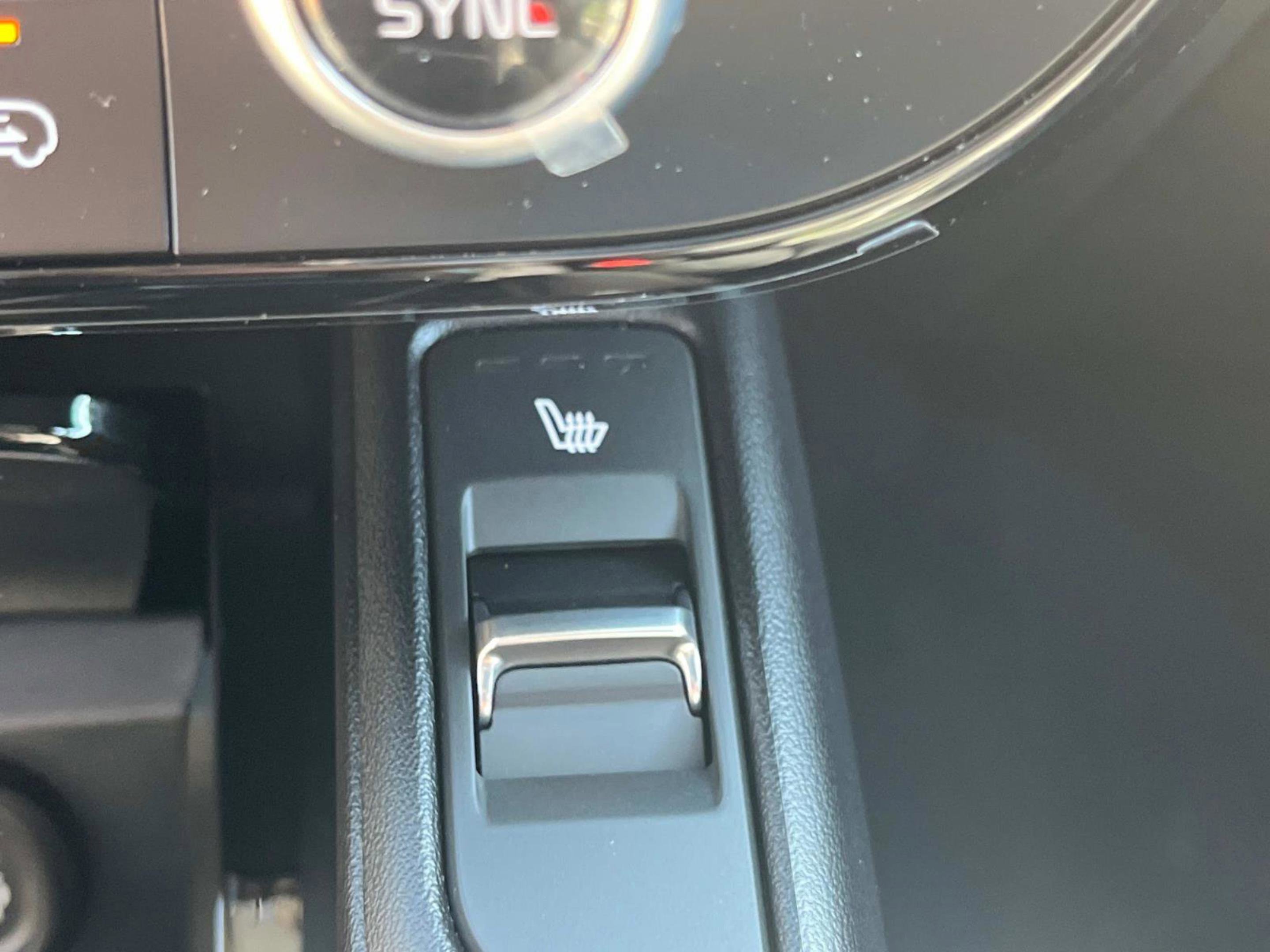 2025 Kia Telluride S photo 29