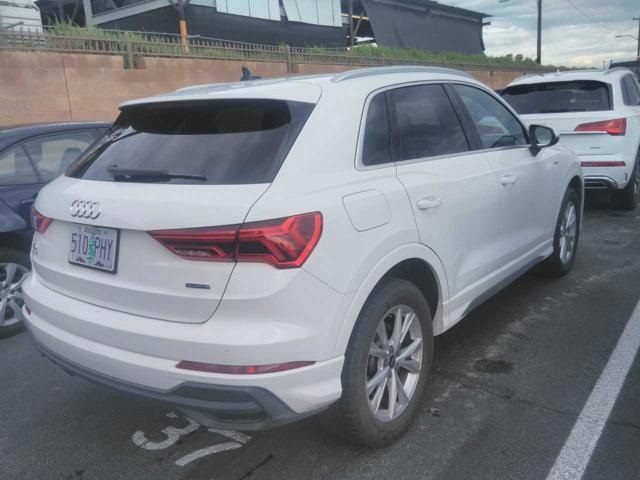 2023 Audi Q3 S line Premium photo 2
