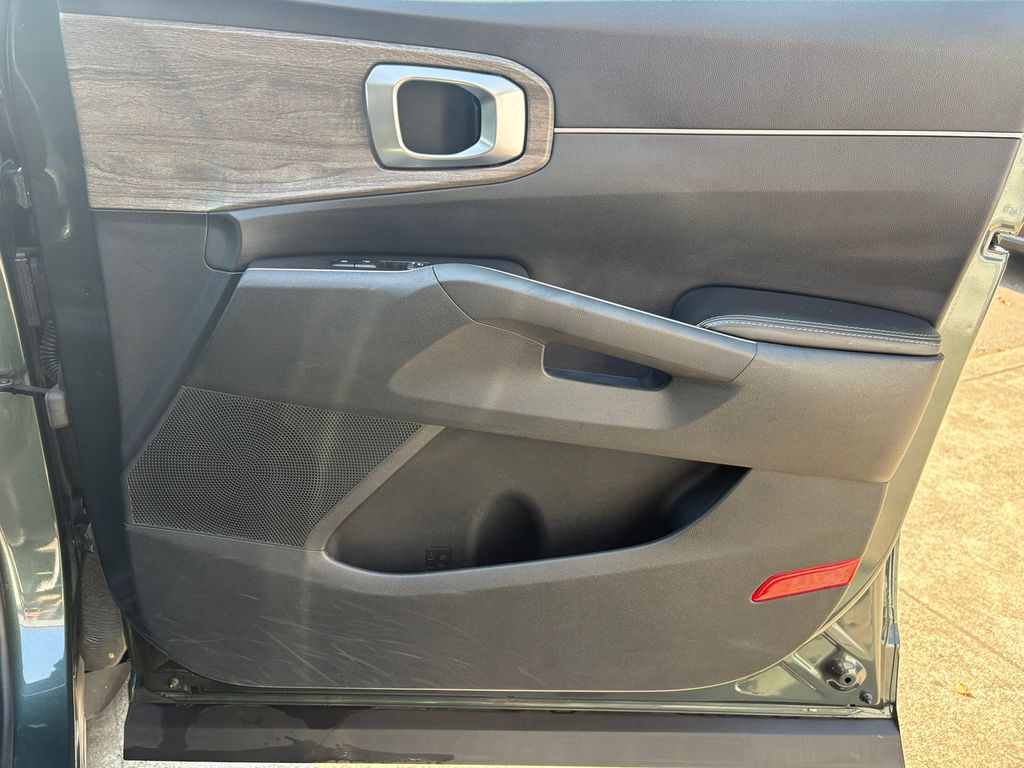 2022 Kia Sorento X-Line S photo 22
