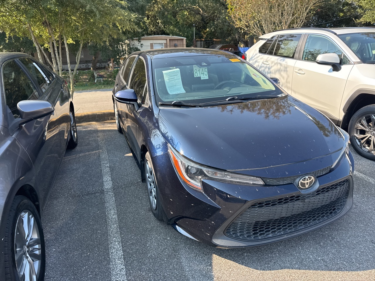 2021 Toyota Corolla LE photo 3