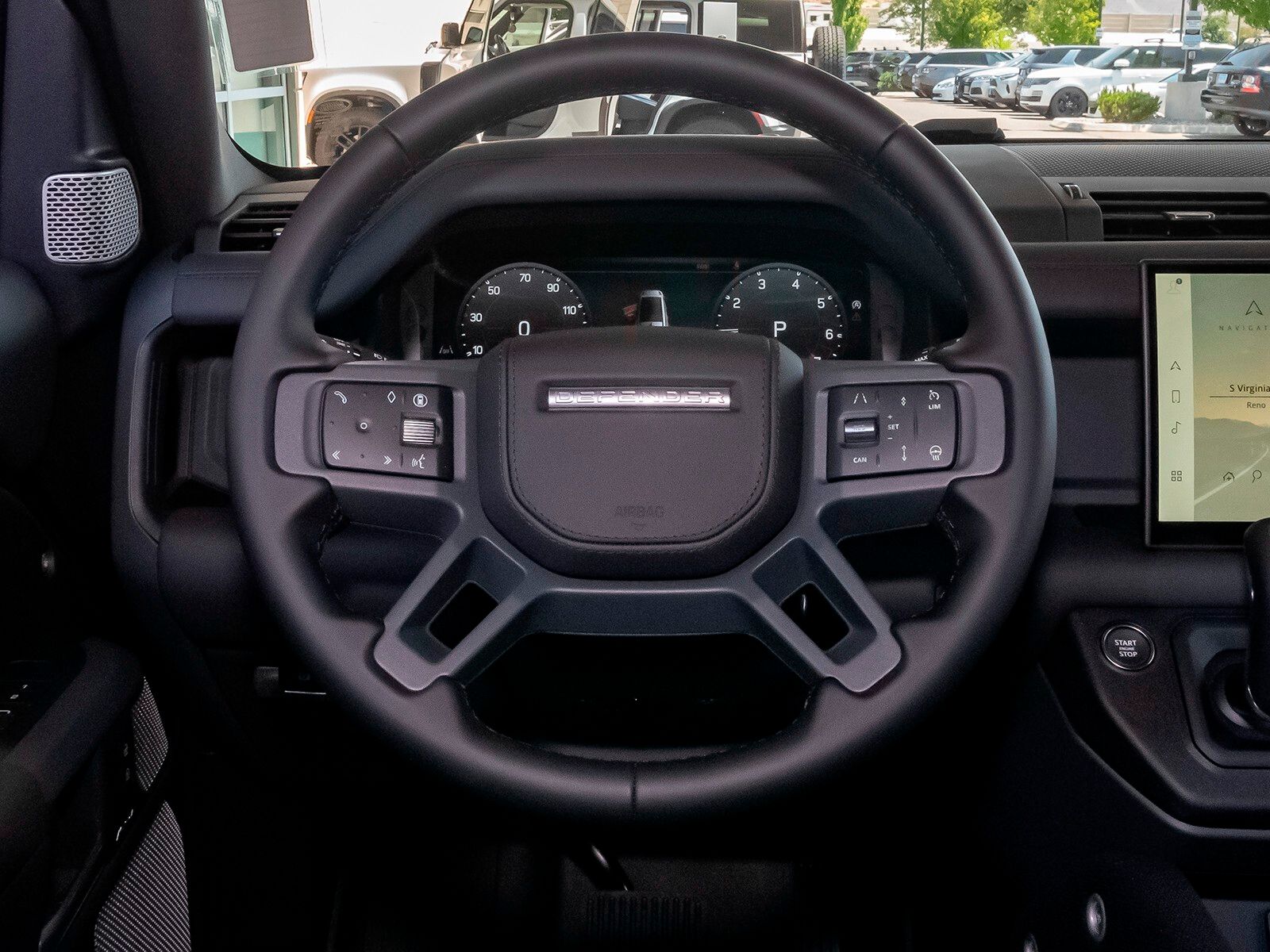 2024 Land Rover Defender 130 X-Dynamic SE photo 13