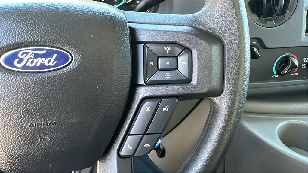 2023 Ford E-350 photo 16