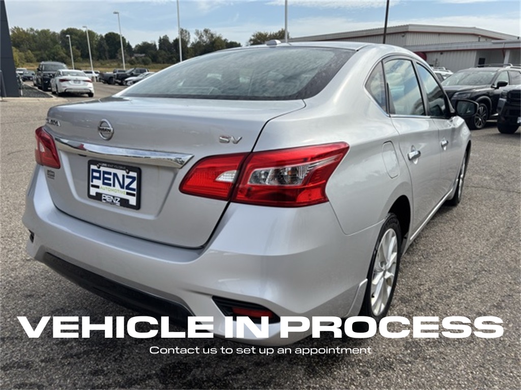 2018 Nissan Sentra SV photo 3