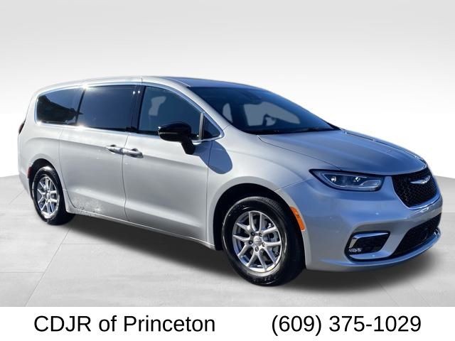Shop New Chrysler Dodge Jeep RAM Models | Princeton, NJ
