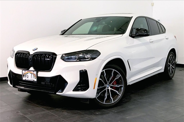 2023 BMW X4 M40i's photo