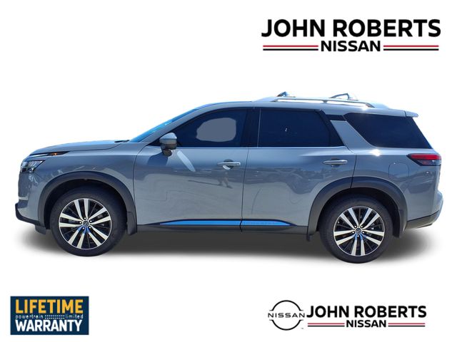 2023 Nissan Pathfinder Platinum photo 2