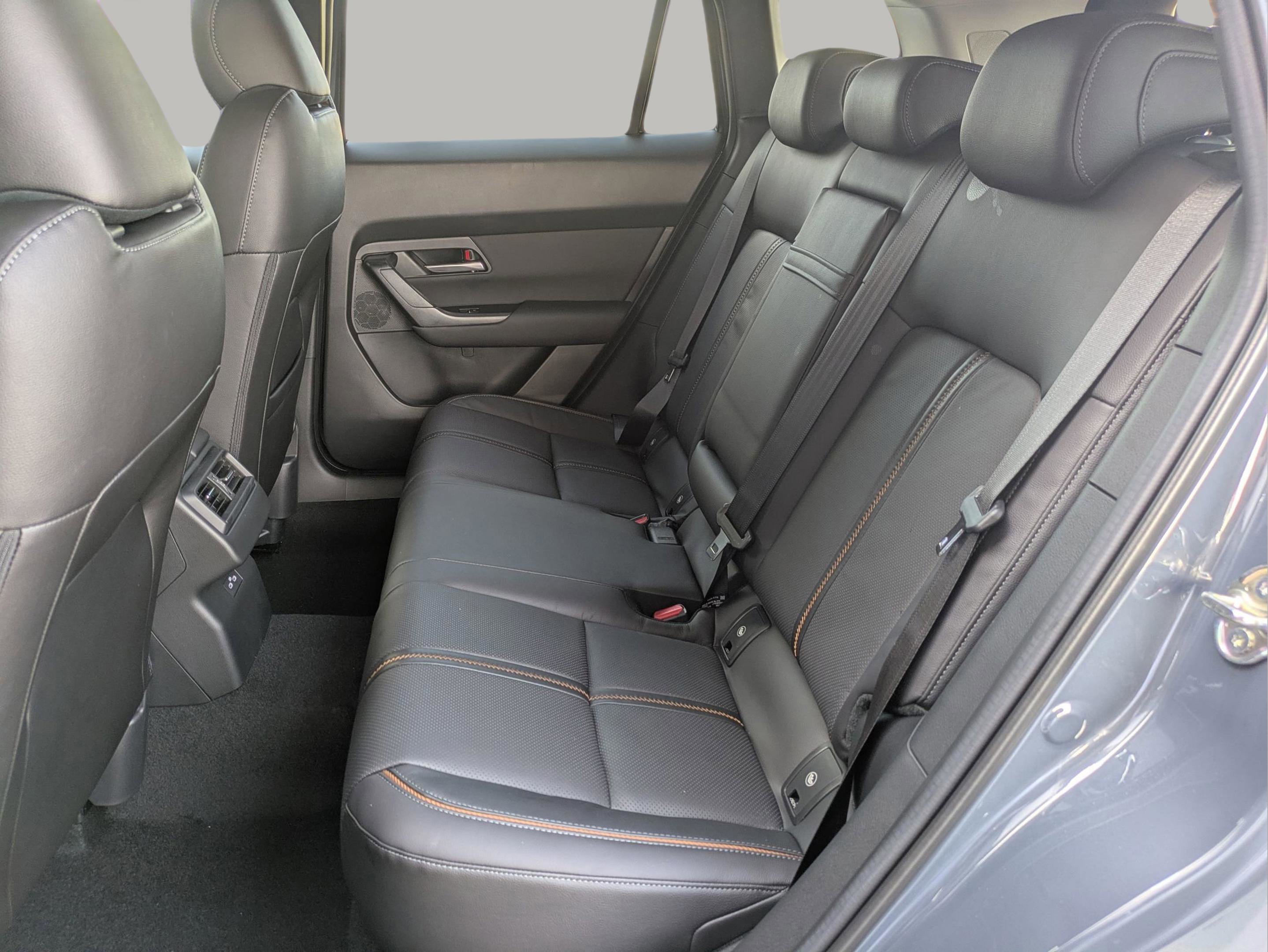 2025 Mazda CX-50 2.5 Premium Plus photo 11